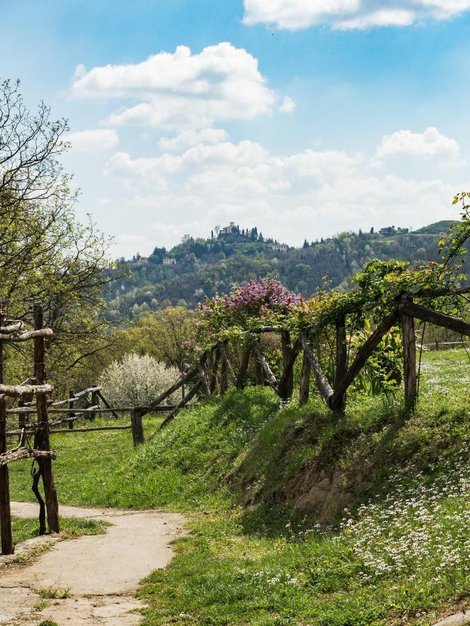 Rovagnate Agriturismo La Costa - Casa Vacanze المظهر الخارجي الصورة